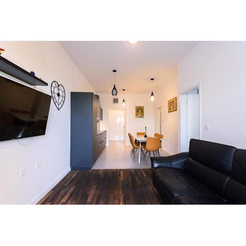 Apartment Zeus Znjan Split