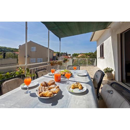 Apartment Zlatko