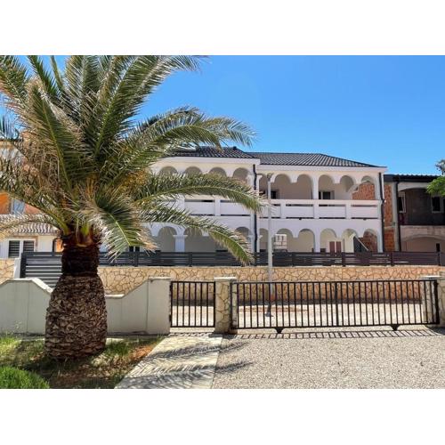 Apartmenthouse Ines