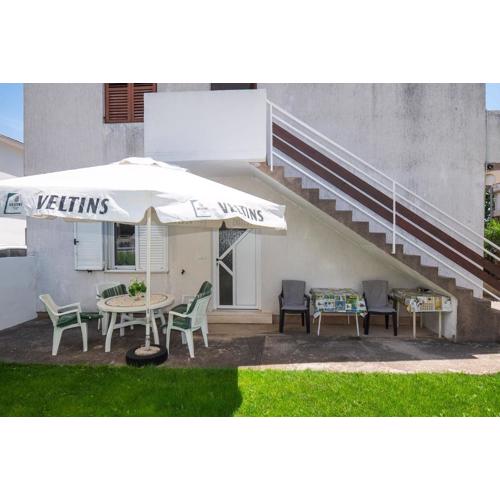Apartments and Room Sanja