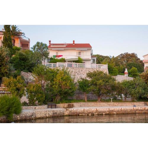 Apartments and rooms by the sea Supetarska Draga - Gonar, Rab - 16761