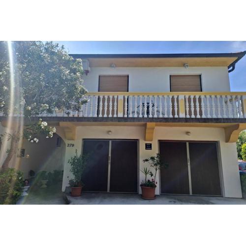 Apartments and rooms with parking space Palit, Rab - 22221
