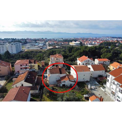 Apartments and rooms with parking space Zadar - 21805