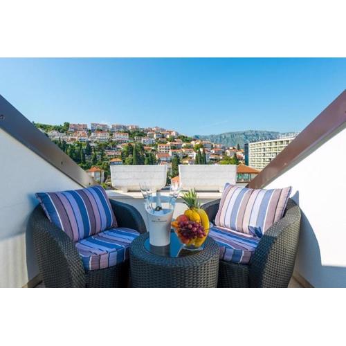 Apartments Arla Exclusive - Deluxe One Bedroom Apartment with Balcony and Sea View