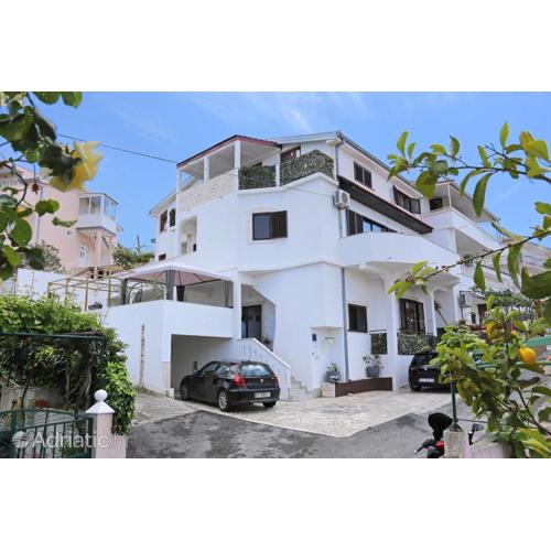Apartments Bagaric
