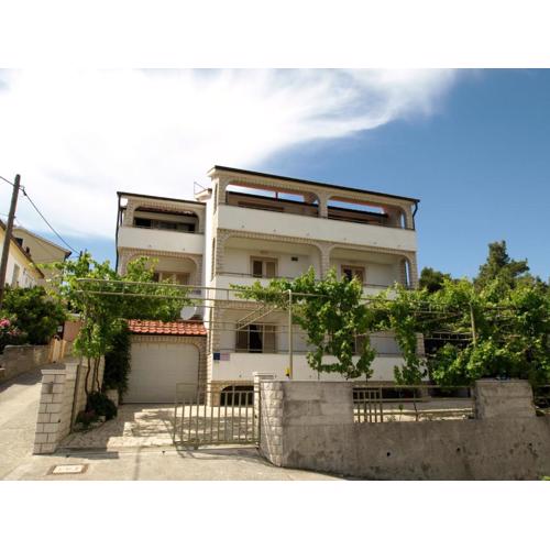 Apartments Biserka