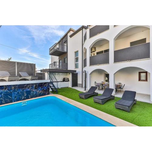 Apartments Brnas
