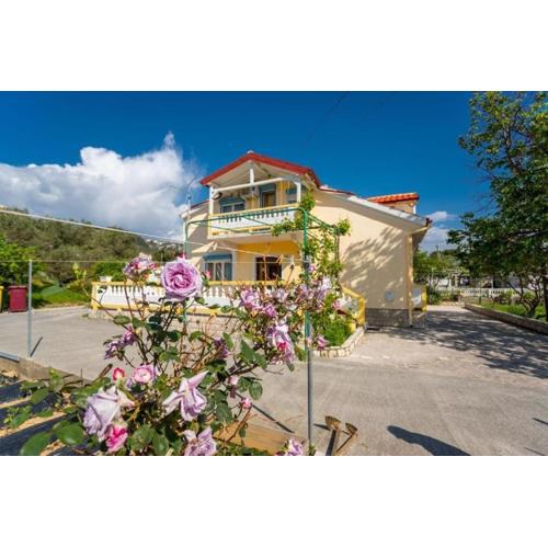 Apartments by the sea Banjol, Rab - 24668