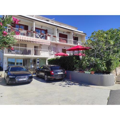 Apartments by the sea Barbat, Rab - 23438