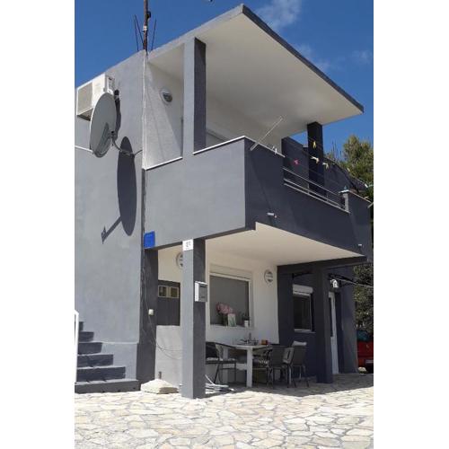 Apartments by the sea Mastrinka, Ciovo - 16574