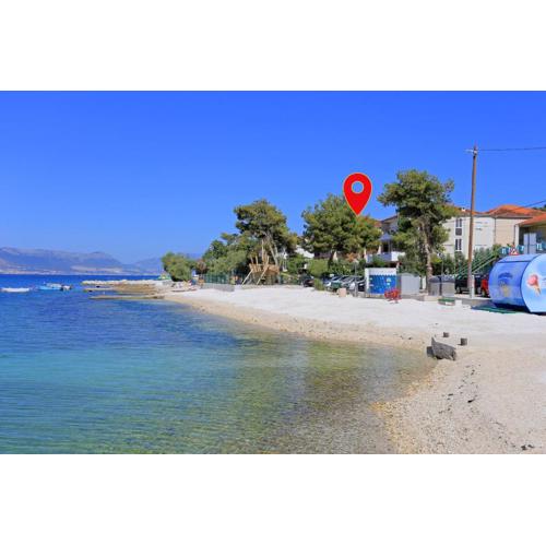 Apartments by the sea Mastrinka, Ciovo - 24018
