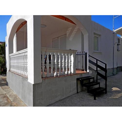 Apartments by the sea Rogoznica - 21634