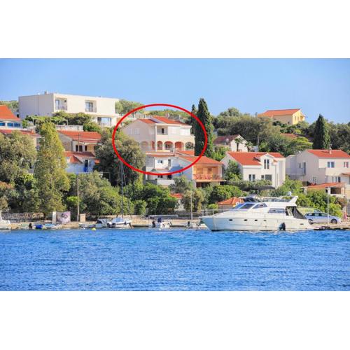 Apartments by the sea Seget Vranjica, Trogir - 13771