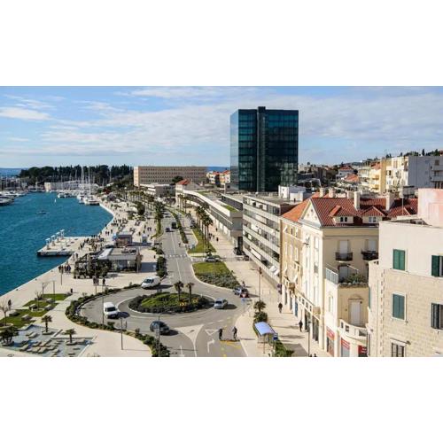 Apartments by the sea Split - 12647