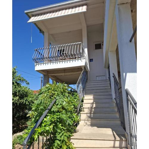 Apartments by the sea Trogir - 24405