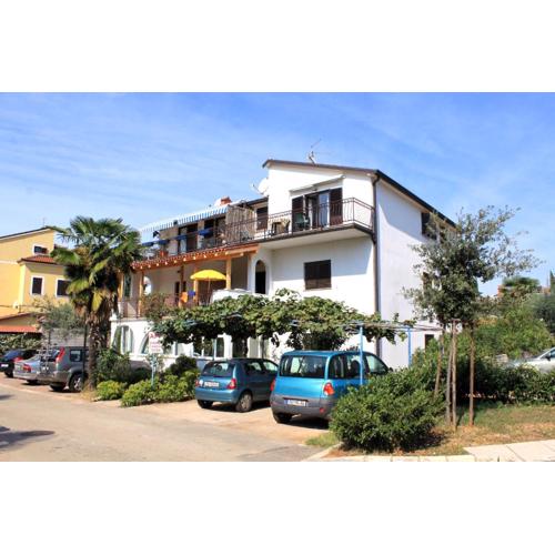 Apartments by the sea Umag - 2528