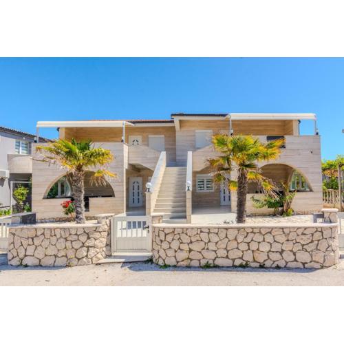 Apartments by the sea Vir - 18591
