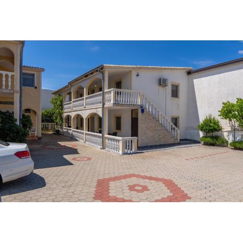 Apartments by the sea Vir - 23334