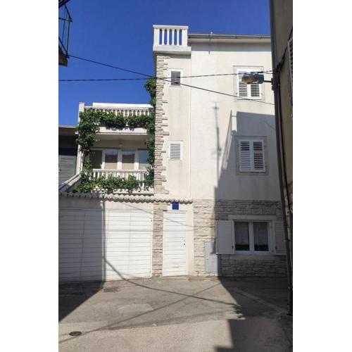 Apartments by the sea Vodice - 23858