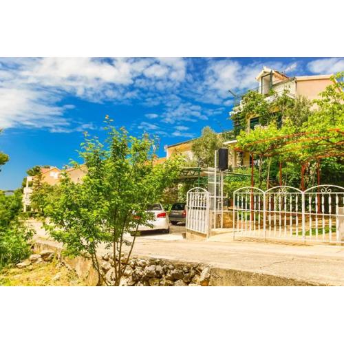 Apartments by the sea Zaboric, Sibenik - 22720