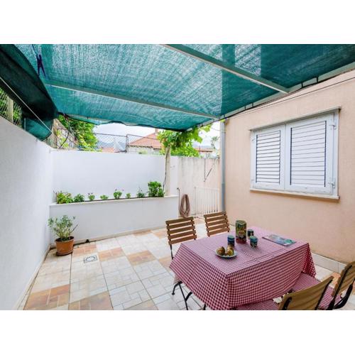 Apartments Captain - Superior One Bedroom Apartment with Terrace 3 Adults