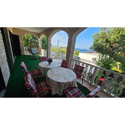 Apartments Cavar