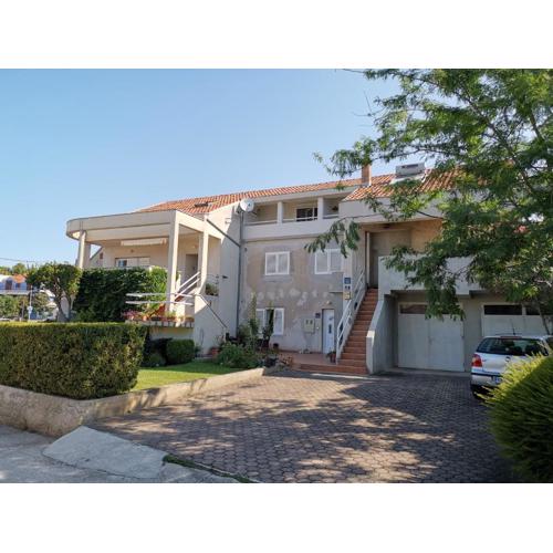 Apartments Dolores
