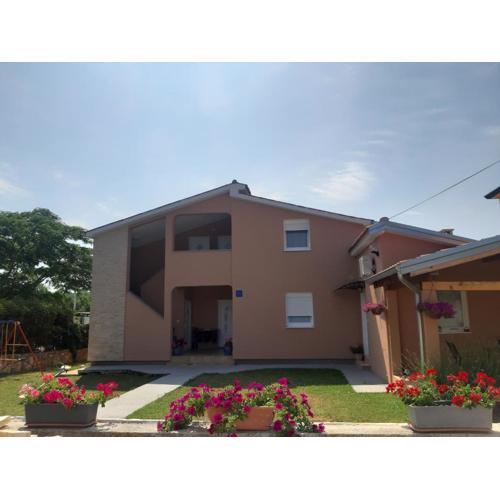 Apartments Dora