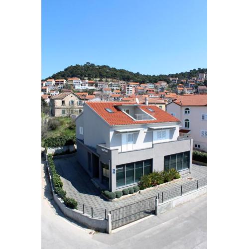 Apartments Ella