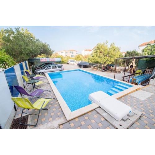Apartments Fidelis - Two Bedroom Apartment with Terrace and Garden View 7