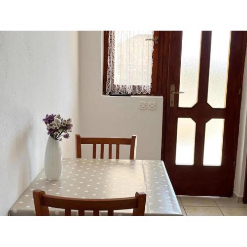 Apartments Fortuna - Studio Apartment with Balcony