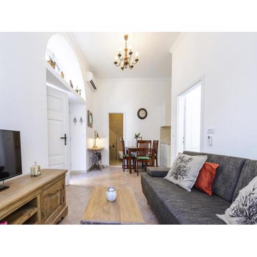 Apartments Franka Old Town - One Bedroom Apartment
