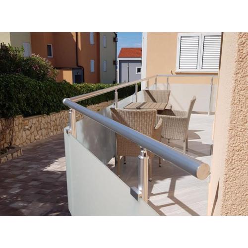 Apartments Golden Horizon 2 with Heated Pool