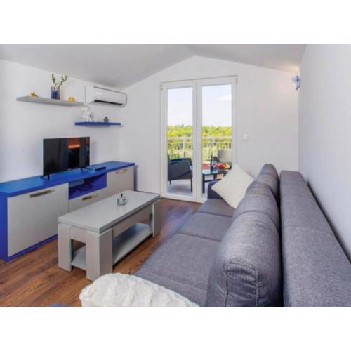 Apartments Grljusic - One Bedroom Apartment 208