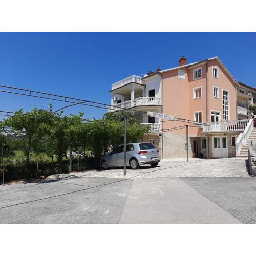 Apartments Grozdana