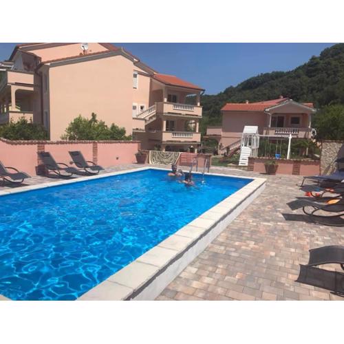 Apartments Hajo
