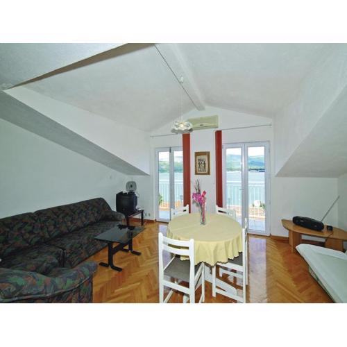 Apartments Halilovi - Two Bedroom Apartment 3