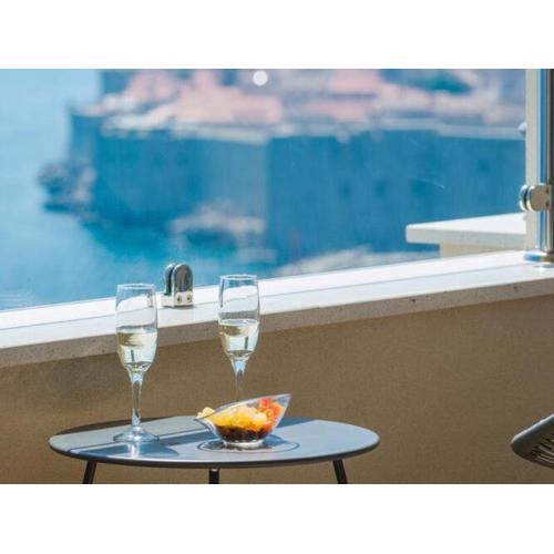 Apartments Horizon - One-Bedroom Apartment with Balcony and Sea View