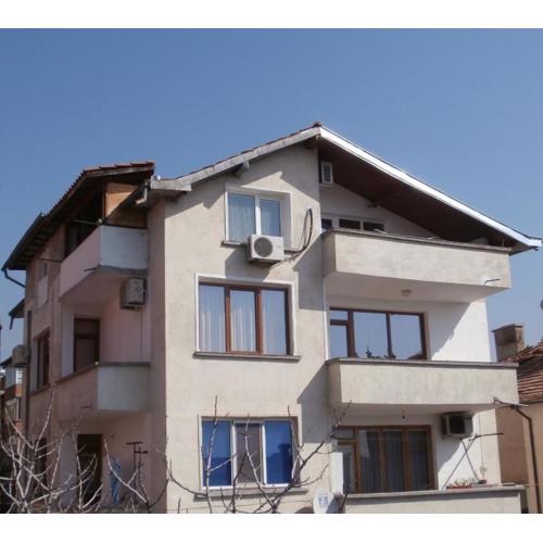 Apartments in House Silent Nature