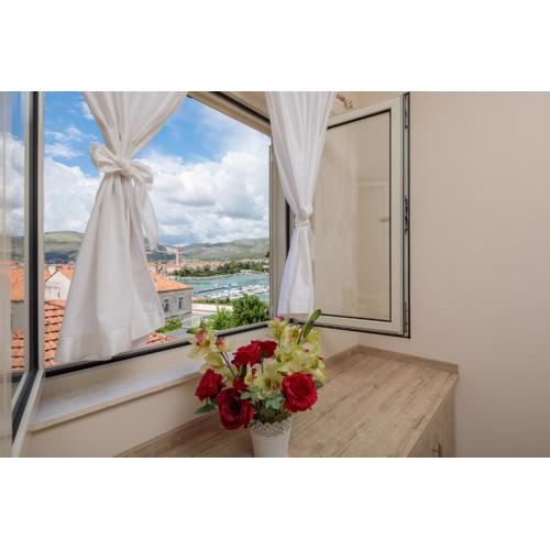 Apartments in Trogir 41607