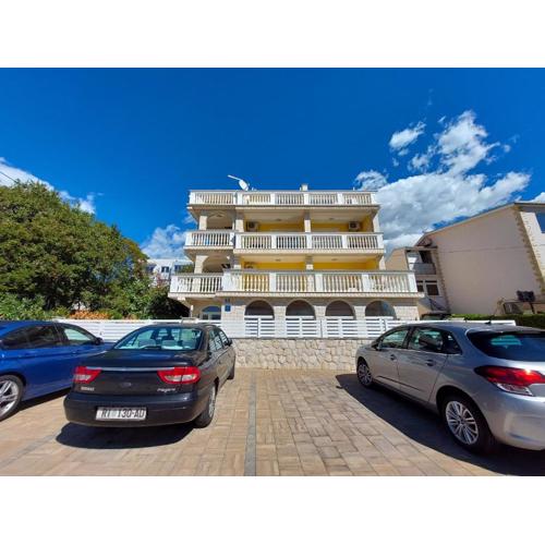Apartments Irena
