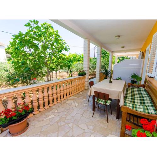 Apartments Ivana TR - One Bedroom Apartment with Terrace A3