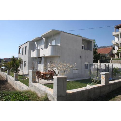 Apartments Ivica