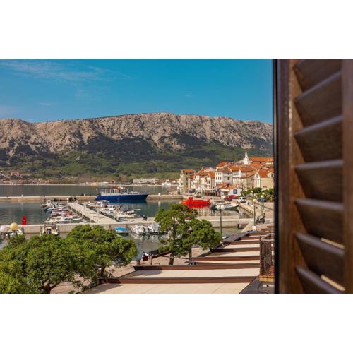 Apartments Ivo with Sea View