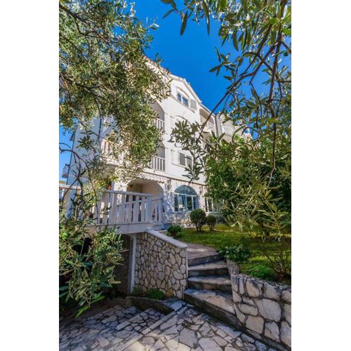 Apartments Jadran