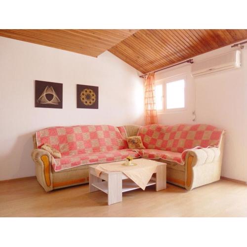 Apartments Jana: