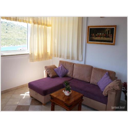 Apartments Juras - Two Bedroom Apartment with Sea View David