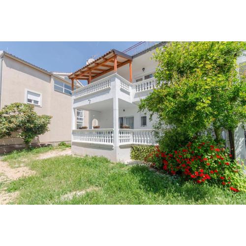 Apartments Katka near Blue beach