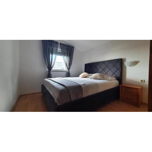 Apartments Kolak