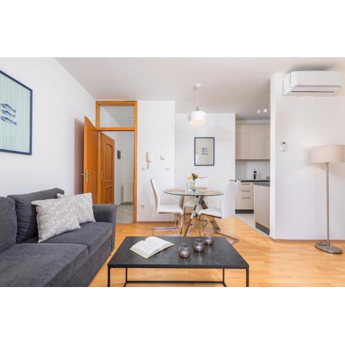 Apartments Labinac
